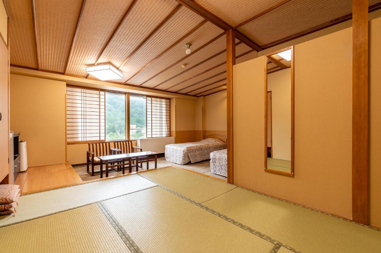 Hotel Ooedo Onsen Monogatari Kounkaku Osaki  Esterno foto