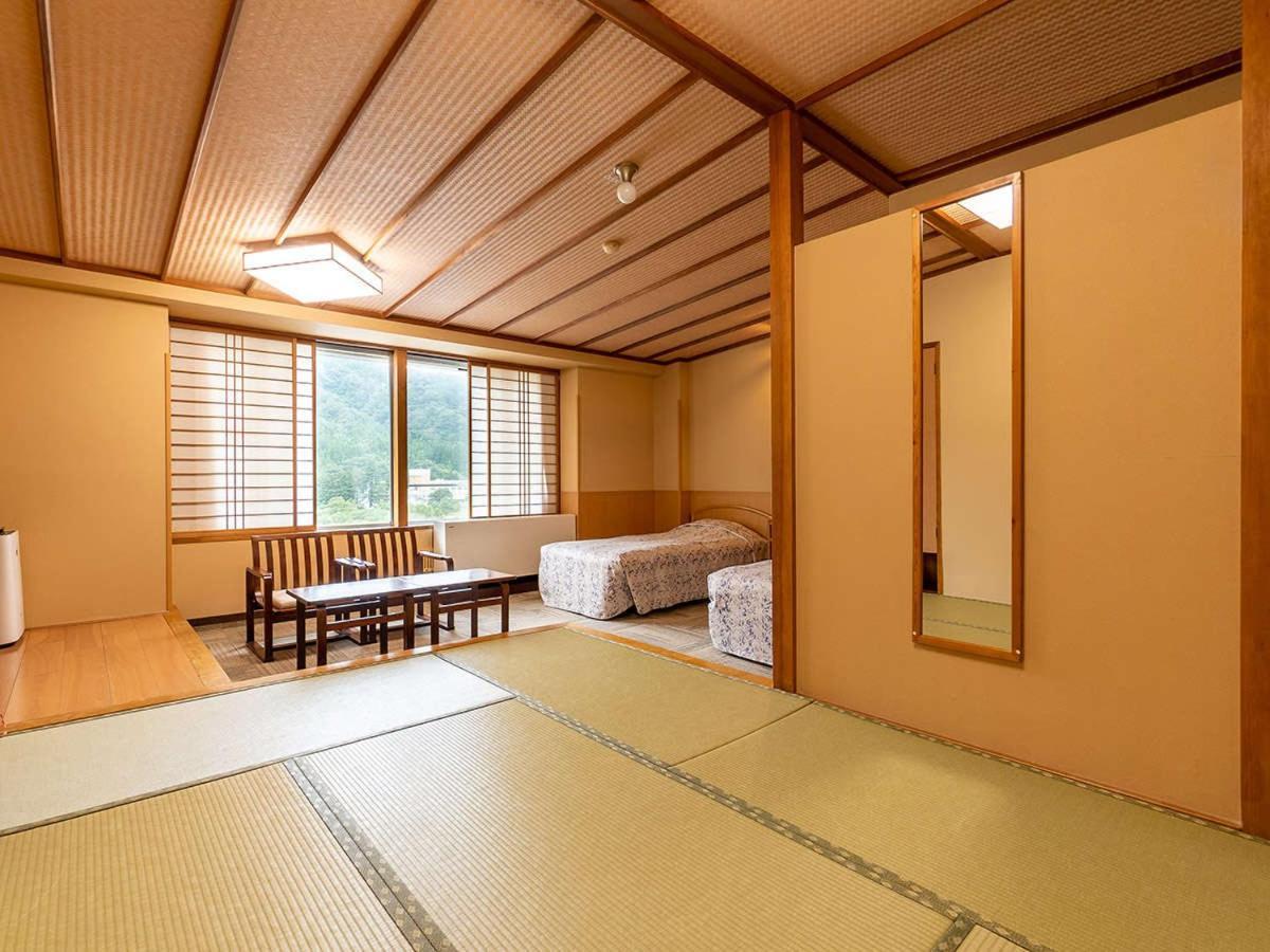 Hotel Ooedo Onsen Monogatari Kounkaku Osaki  Esterno foto